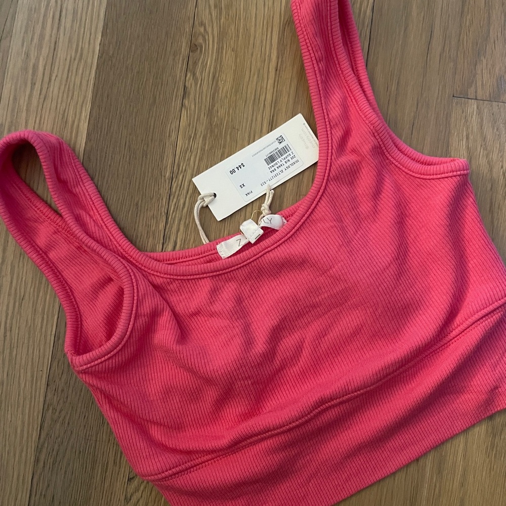 Pink Ribbed Crop Top